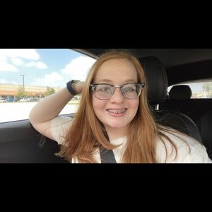 Meet your Posher, Ashlyn